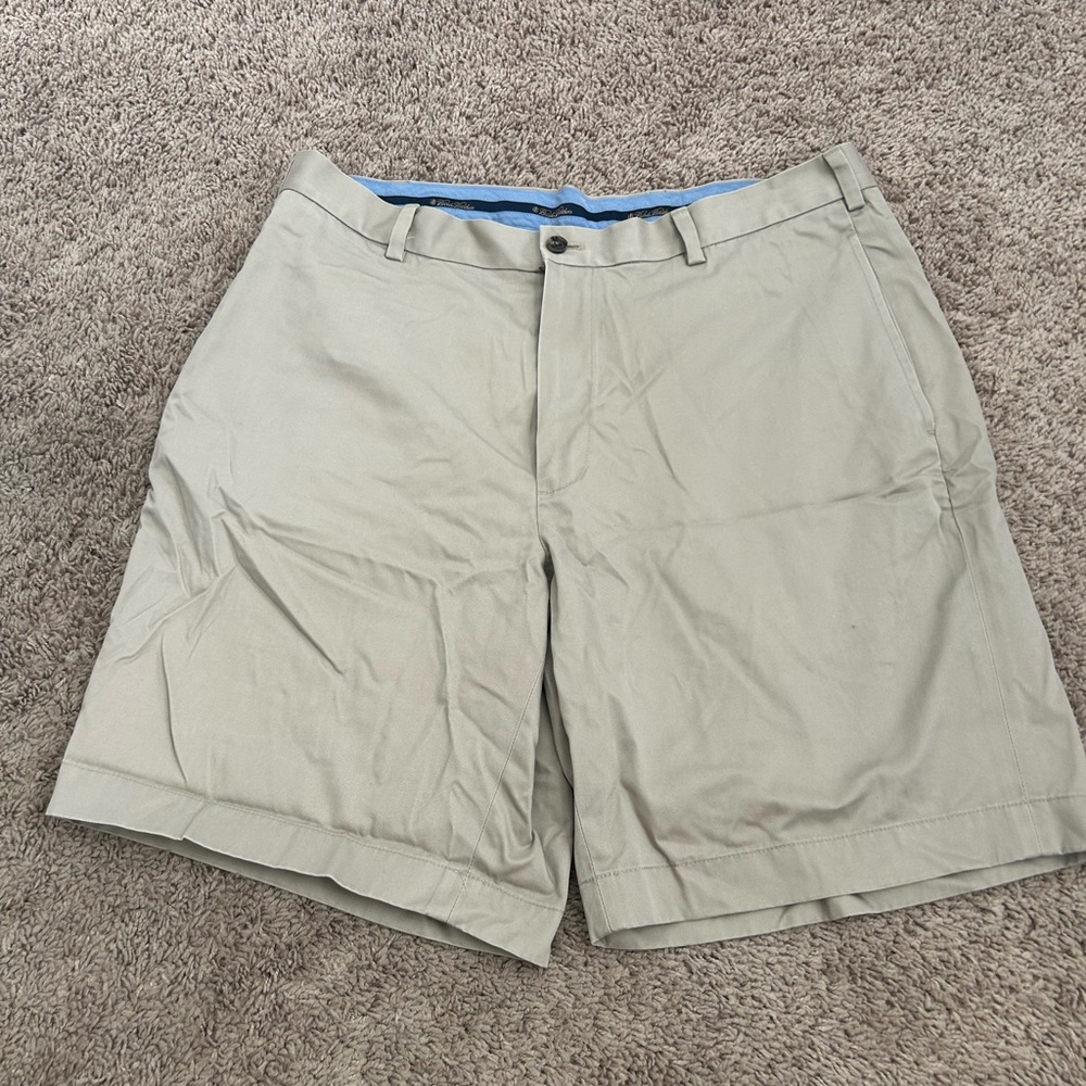 BROOKS BROTHERS | men’s khaki shorts